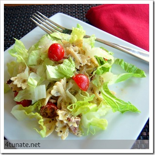 creamy blt pasta salad with pesto sauce